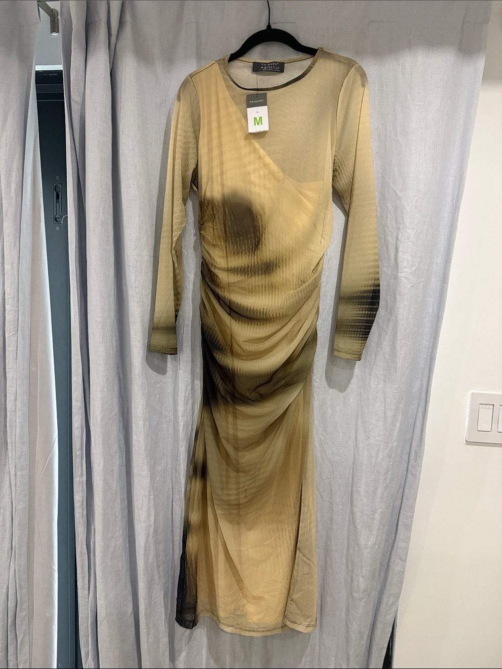 Primark Long Sleeve Ombre Maxi Dress in Beige and Black